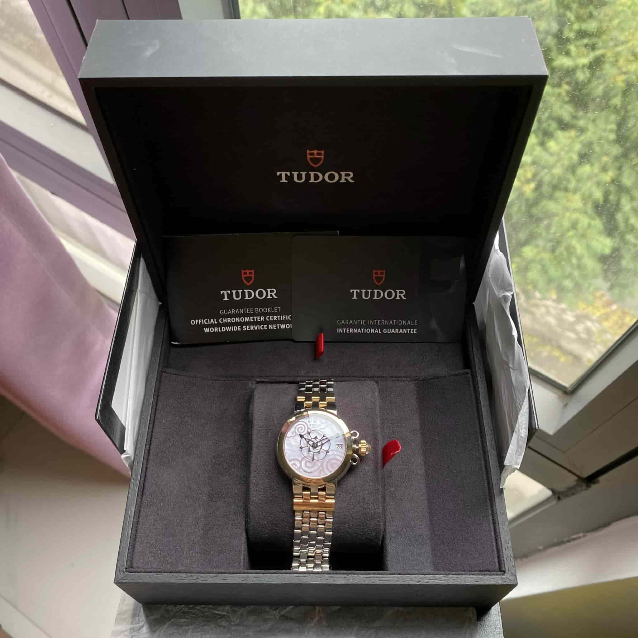 Tudor Clair De Rose Automatic Mother of pearl Dial Stainless Steel Ladies Watch 35701