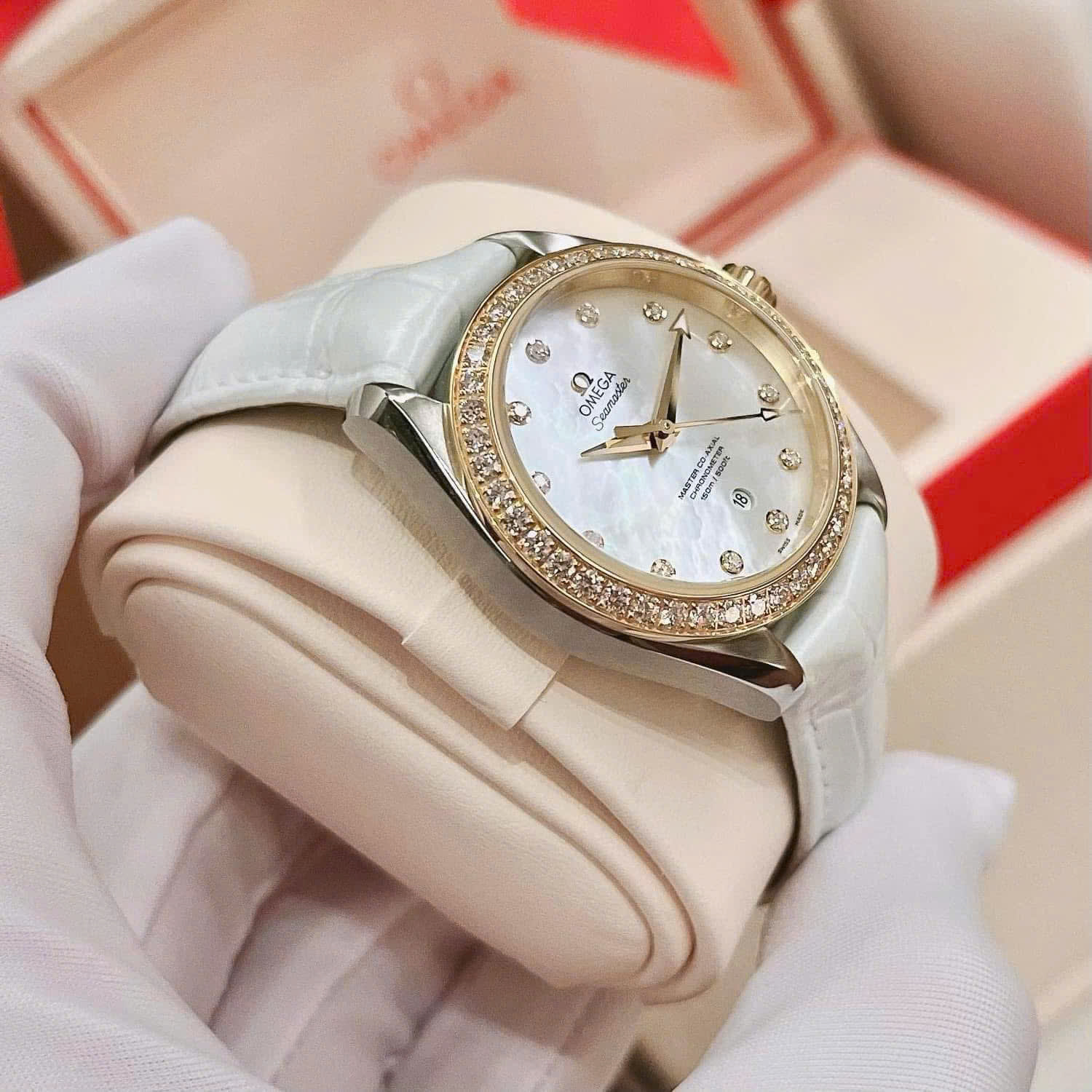 Omega Aqua Terra Mother of Pearl Diamond 231.28.34.20.55.004 23128342055004 Omega Aqua Terra Mother of Pearl Diamond 231.28.34.20.55.004 23128342055004