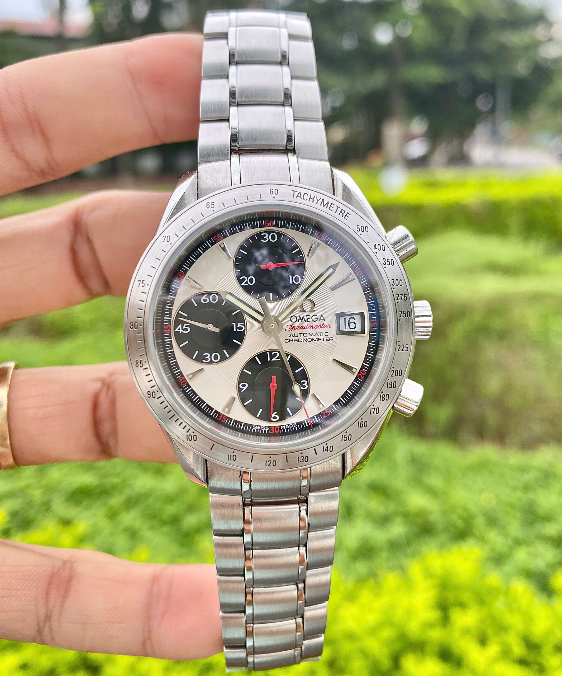 Omega Speedmaster “Panda Dial” – Ref. 3211.31.00